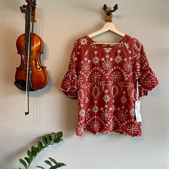 Tops - NWT Bohemian Embroidered Top